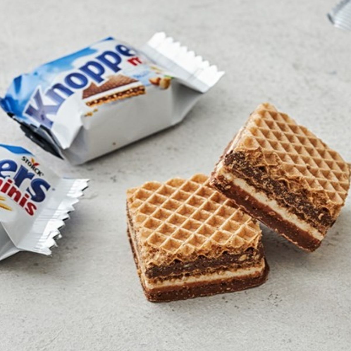 Knoppers Wafer Minis 192g| Milk Hazelnut Wafers
